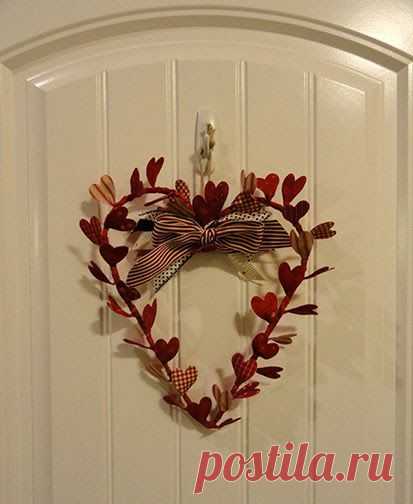 Needles 'n' Knowledge: Fabric Hearts Wired & Wrapped Wreath Tutorial