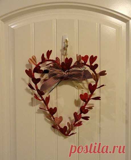 Needles 'n' Knowledge: Fabric Hearts Wired &amp; Wrapped Wreath Tutorial