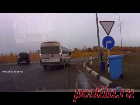 Водитель катапультировался из машины. | Video.Zabarankoi.ru