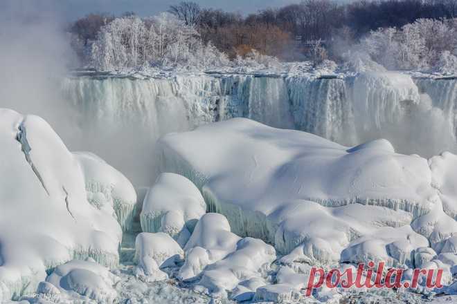 Ice obscured Niagara Falls during a extremely cold winter 2014 Explore Phil Marion (177 million views - THANKS)'s photos on Flickr. Phil Marion (177 million views - THANKS) has uploaded 15892 photos to Flickr.