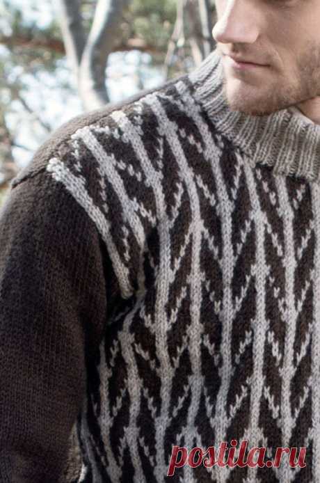 Шерстяной мужской пуловер с рисунком «в елочку». Вязание спицами для мужчин