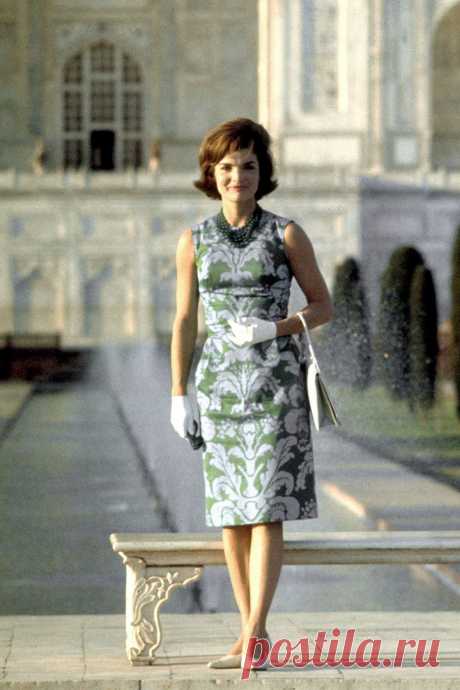 Как первая леди Жаклин Кеннеди скрывала недостатки стилем