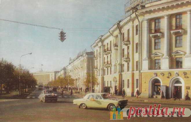 Великий Новгород, Россия - Улица Горького - 1975-й год - г3921 | GRADY.ru