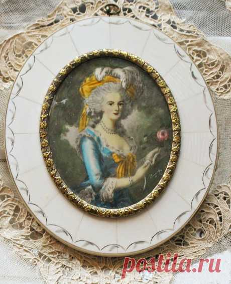 Античная Миниатюрный портрет Рамка Мария Антуанетта Овальный