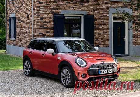 Представлены Mini 3 Door, 5 Door и Clubman с пакетом Multitone Edition