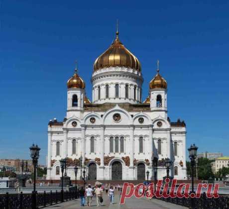 Русская православная церковь При клиниках на Девичьем поле.