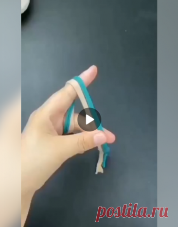 Вяжем красивый двухцветный шнурочек 😍