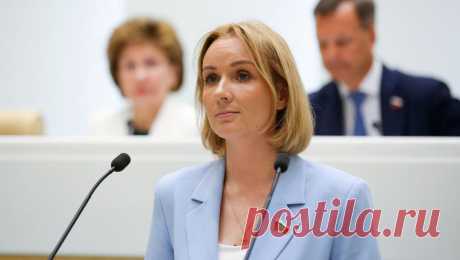 Россия вернула на Украину шесть детей. Уполномоченный по правам ребенка РФ Мария Львова-Белова сообщила, что Россия вернула шесть украинских детей на родину. Об этом она рассказала &quot;Известиям&quot;. &quot;Активно участвуем в воссоединении и при этом слышим постоянно с ...
