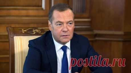Россия и Запад вряд ли смогут выйти на путь компромисса, заявил Медведев
