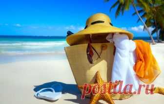 Скачать обои по теме разное автор: vitya_maly / размер: 6000x4464 / теги: песок, море, пляж, небо, отдых, отпуск, шляпа, очки, сумка