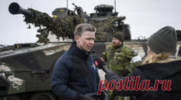Breaking Defense: Швеция может направить войска на Украину по предложению НАТО. Министр обороны Швеции Пол Йонсон заявил, что его страна не планирует отправлять военных на Украину, но рассмотрит этот вариант, если его предложит НАТО. Читать далее