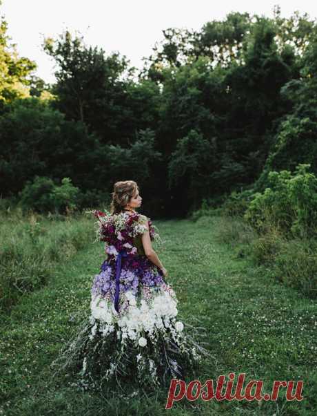 Westwood необычное свадебное платье из живых цветов