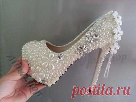 Роскошные свадебные туфли на высоких каблуках Закрытый мыс слоновой кости от AlinaShop