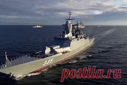 Корвет «Громкий» провел стрельбы в Японском море. Экипаж корвета «Громкий» Тихоокеанского флота провел артиллерийские стрельбы в морском полигоне в Японском море. Стрельбы выполнили в соответствии с планом боевой подготовки флота, сообщила пресс-служба Восточного военного округа. Имитирующий корабль условного противника морской щит поразили из установки А-190.