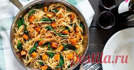 Спагетти с тыквой Сытное блюдо для простого обеда или праздничного ужина.