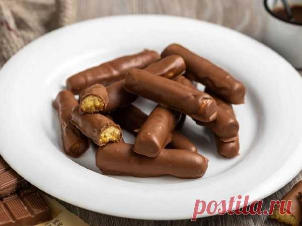 Рецепт: Хрустящие палочки Того из песочного теста с шоколадной глазурью по-итальянски