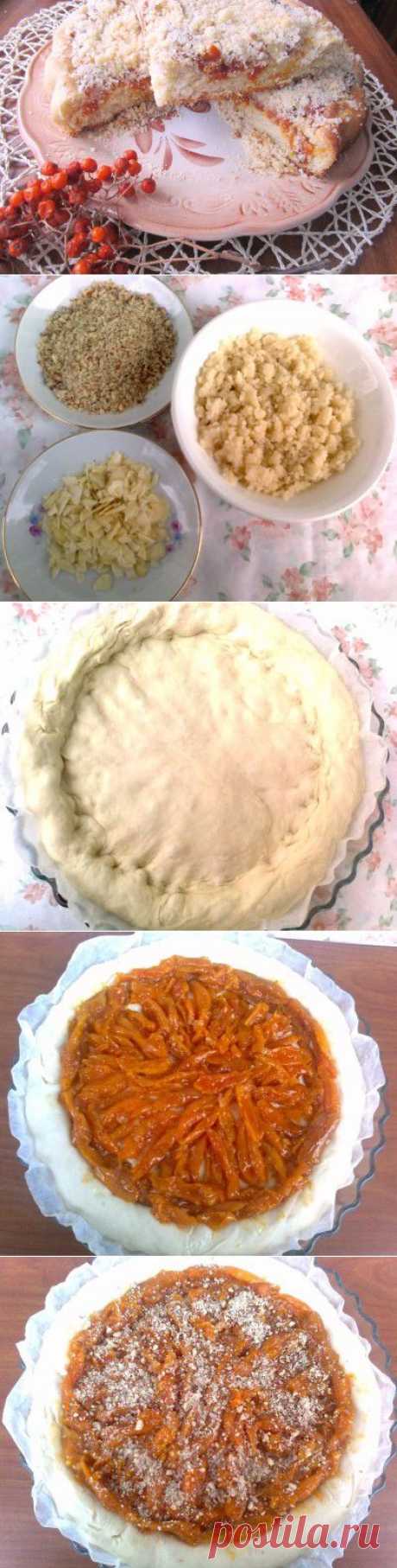 Постный пирог с курагой, миндалём и (постным) штрейзелем : Вегетарианская и постная кухня