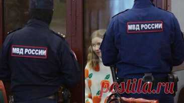 Обвиняемая по делу о теракте Трепова извинилась перед женой Татарского