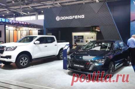 Начались продажи пикапа Dongfeng DF6. Цена на машину начинается от 3 289 000 рублей.