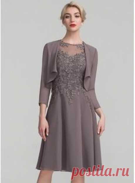 A-Line/Princess Scoop Neck Knee-Length Chiffon Lace Mother of the Bride Dress (008107657) - Mother of the Bride Dresses - DressFirst