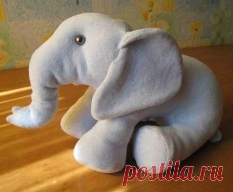 выкройка игрушки слона из ткани выкройка игрушки слона из ткани поможет вам сшить его достаточно быстро. продумайте заранее концепцию - из какой ткани будет игрушка, какой расцветки