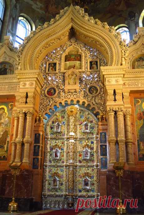 Altar doors at Church of the Spilled Blood, St. Petersburg  |  Pinterest: инструмент для поиска и хранения интересных идей