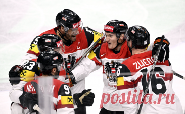 Австрия победила Финляндию на ЧМ по хоккею, забив на последней секунде. Австрийцы, в прошлом матче отыгравшие разницу в пять шайб у канадцев, во встрече с финнами забили победный гол на последней секунде и одержали победу со счетом 3:2