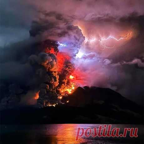 Мощное взрывное извержение стратовулкана