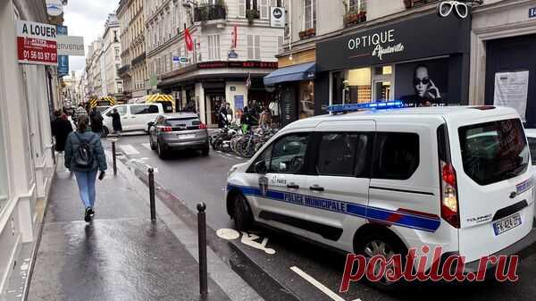 В Париже нарушитель открыл стрельбу в полицейском участке, пишут СМИ