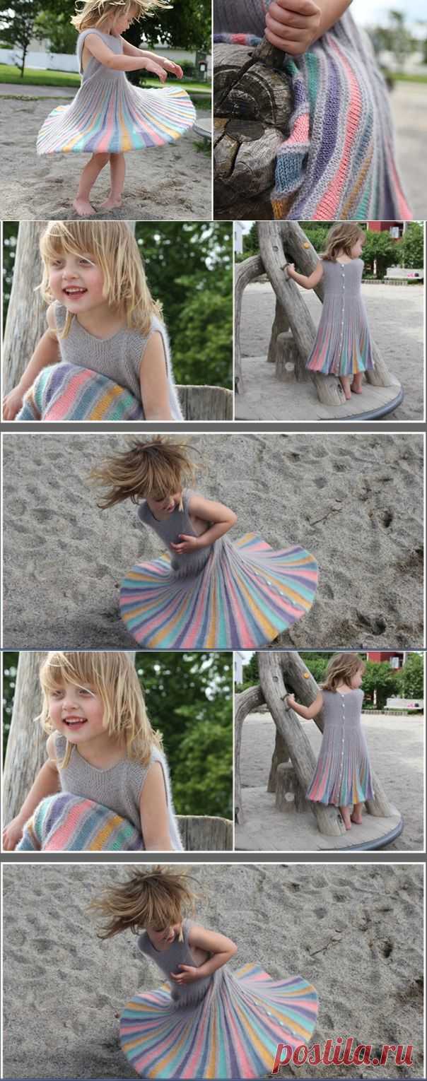Поперечное платье с цветными клиньями для девочки