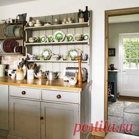 Country kitchen dresser | Country kitchen | Kitchen furniture | housetohome.co.uk