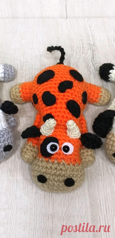 PDF Коровка крючком. FREE crochet pattern; Аmigurumi animal patterns. Амигуруми схемы и описания на русском. Вязаные игрушки и поделки своими руками #amimore - корова, маленькая коровка, телёнок, бык, бычок.