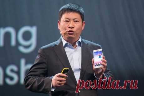 Глава Huawei: мы опередим Apple на рынке смартфонов в ближайшие 2 года Глава Huawei Ричард Ю уверен, что его компания опередит на рынке Apple и станет вторым в мире производителем смартфонов через два года. Такое заявление прозвучало на презентации Huawei Mate 9 в Мюнхене. Сейчас большинство производителей смартфонов вынуждены сражаться за место под солнцем, чтобы завоевать хотя бы третье место на рынке смартфонов. Но у Huawei планы наполеоновские: производитель намерен опередить iPhone и…