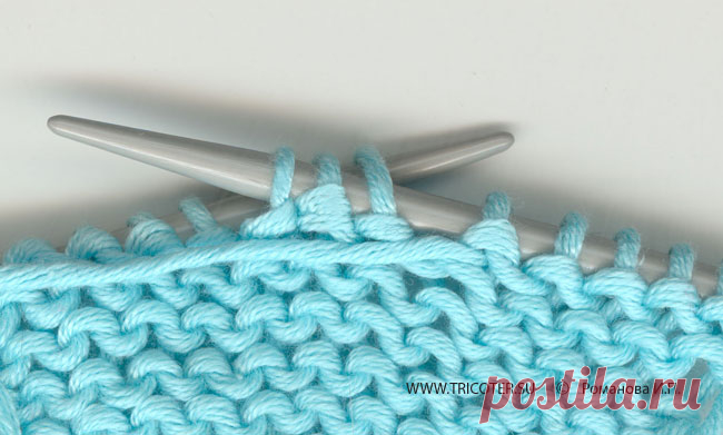 tricoter.su - Спицы - Техника - Три петли вместе изнаночной с наклоном вправо