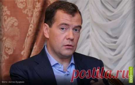 Медведев обещает: Ограничение импорта не приведет к дефициту и росту цен - Новости - Properm.ru