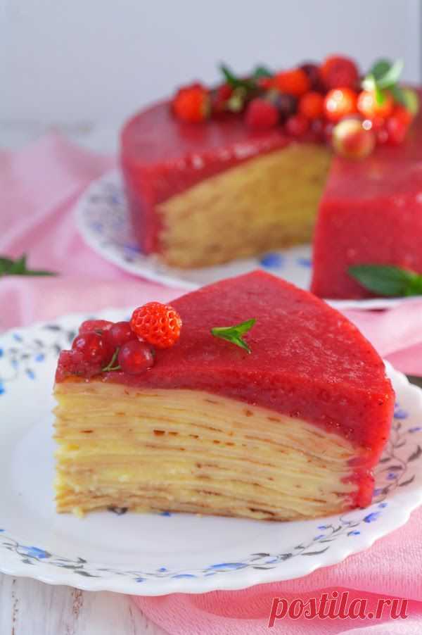 Блинный торт с клубничным желе "Нежность"
