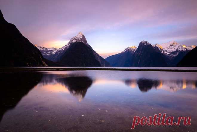 17-Day Ultimate New Zealand Photography Tour April 2020 Join Richard Young along with Rob Brown, Ken Wright and Shaun Barnett, on a 17-day photography tour showcasing some of the South Island’s most iconic landscapes including Milford Sound and the Moeraki Boulders, along with some of the country's exceptional coastal wildlife. Timing is planned to m  lp-mag.com/u0v  #phototour #photoworkshop #landscapephotography #landscapephotographymagazine