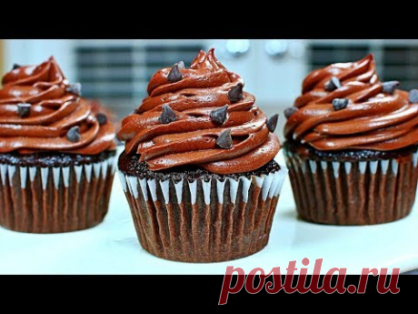 SUPER MOIST Chocolate Cupcakes Recipe - How to make the best Chocolate Cupcakes