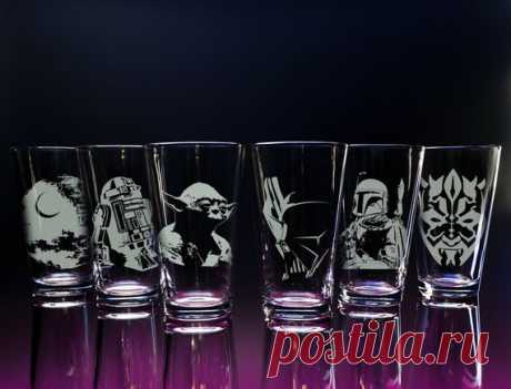 Star Wars, Glass, Glassware, Darth Vader, R2D2, Storm Trooper, Yoda, Darth Maul, Pint Glasses - Glassware Set, Beer Pint , Drinking Glasses Set of 6, clear, pint glasses  For all you Star Wars fans out there, this is the perfect addition to your collection. This set of glasses can be used as your standard household drinking glasses or as beer pints which are common in most restaurants and bars. The logos are laser engraved,