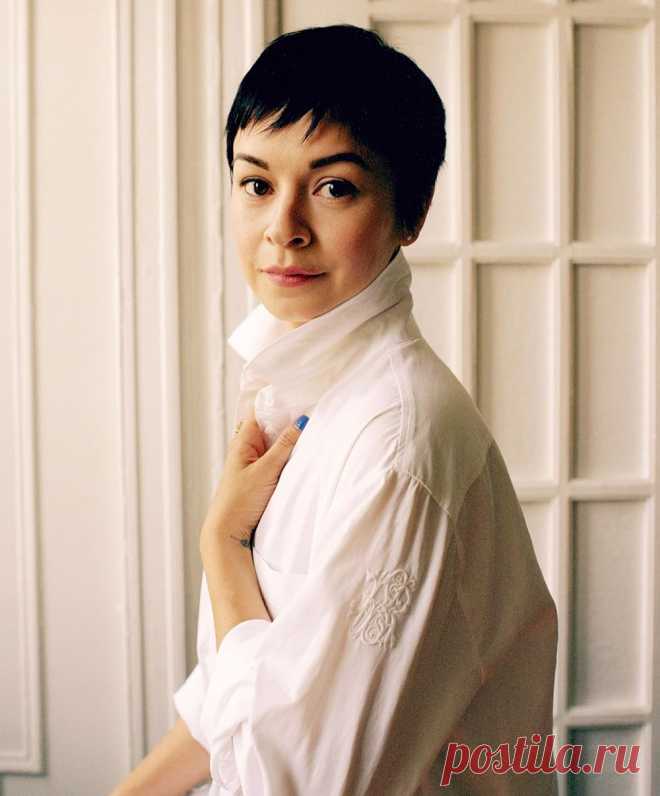 Джулия Чан, 9 мая, 1983