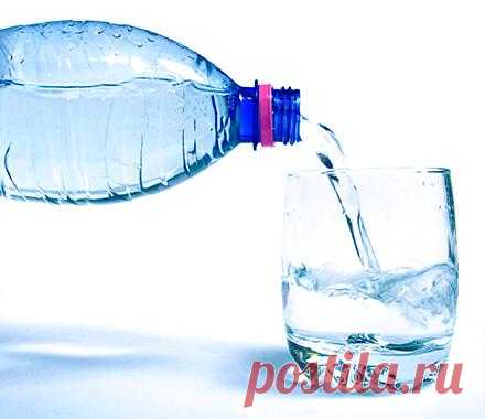 Как правильно пить воду? 12 рекомендаций по здоровой гидратации организма