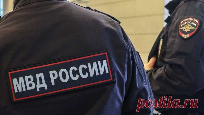 В Нижневартовске тренера женской команды по хоккею обвинили в домогательствах. В Нижневартовске одна из воспитанниц спортивной секции по хоккею обвинила тренера в домогательствах, спортсменка заявила, что наставник вел с ней переписку интимного характера. Об этом сообщает URA.ru. Переписку с тренером женской ...