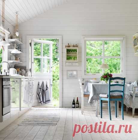 my scandinavian home: An idyllic Swedish cottage with outdoor kitchen and shower
