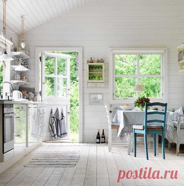 my scandinavian home: An idyllic Swedish cottage with outdoor kitchen and shower