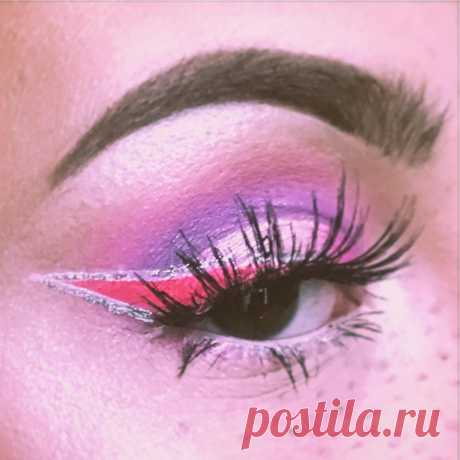 @mimis.garms в Instagram: «my NYE makeup • #illuminous #uveyeliner #pinkeyeliner #glitter #pink #purple #eyeshadow #morphe #morphepalette #paintglow #nyemakeup…» 7 отметок «Нравится», 1 комментариев — @mimis.garms в Instagram: «my NYE makeup • #illuminous #uveyeliner #pinkeyeliner #glitter #pink #purple #eyeshadow #morphe…»