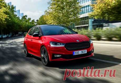 Skoda Fabia Monte Carlo 2022: салон, комплектация, характеристики, фото