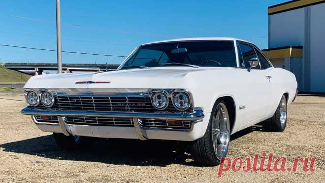 1965 Chevrolet Impala SS | T166 / Хьюстон 2019 / аукционы Mecum 1965 Chevrolet Impala SS представил как много T166 в Хьюстоне, Техас