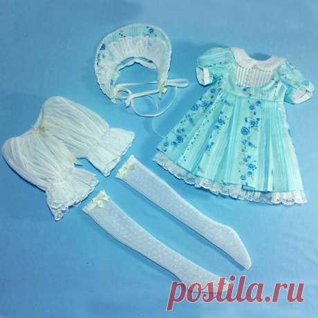 Girls Secret Summer Blue is a nice dress paired with a see-through short and socks. It also has a very cute baby cap. This outfit is really nice for your doll.
#bjd #balljointeddoll #bjdsale #bjdoutfit #doll #dolk #dolkus #dolkstation #girlsecrets