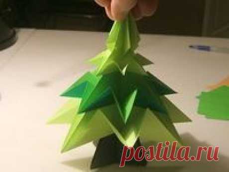 Origami Tree -- possibly use old book pages or magazine ... | Christm…