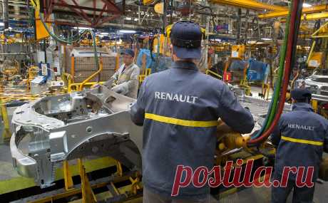Французская Renault остановит работу завода в Москве на неделю. Renault приостановит работу на московском заводе на неделю, до 5 марта, в связи с «некоторыми перебоями в поставке комплектующих. По этой же причине АвтоВАЗ, подконтрольный Renault, остановит работу сборочных линий на один день